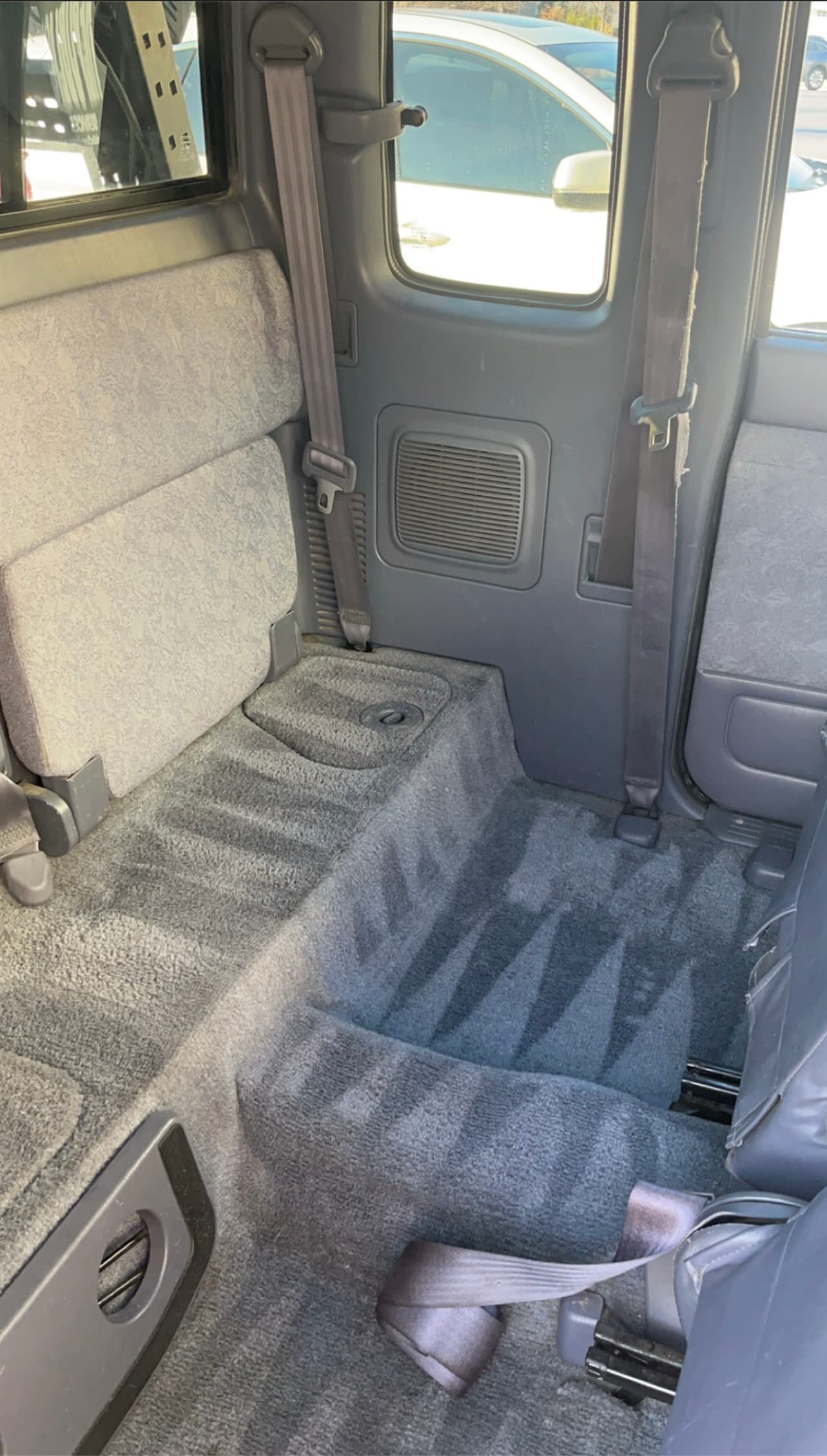 Dashboard and console detailing - like new condition